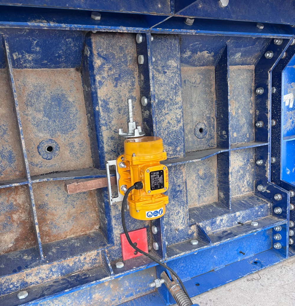 External Concrete Vibrators: Efficiency and Precision in Compaction
